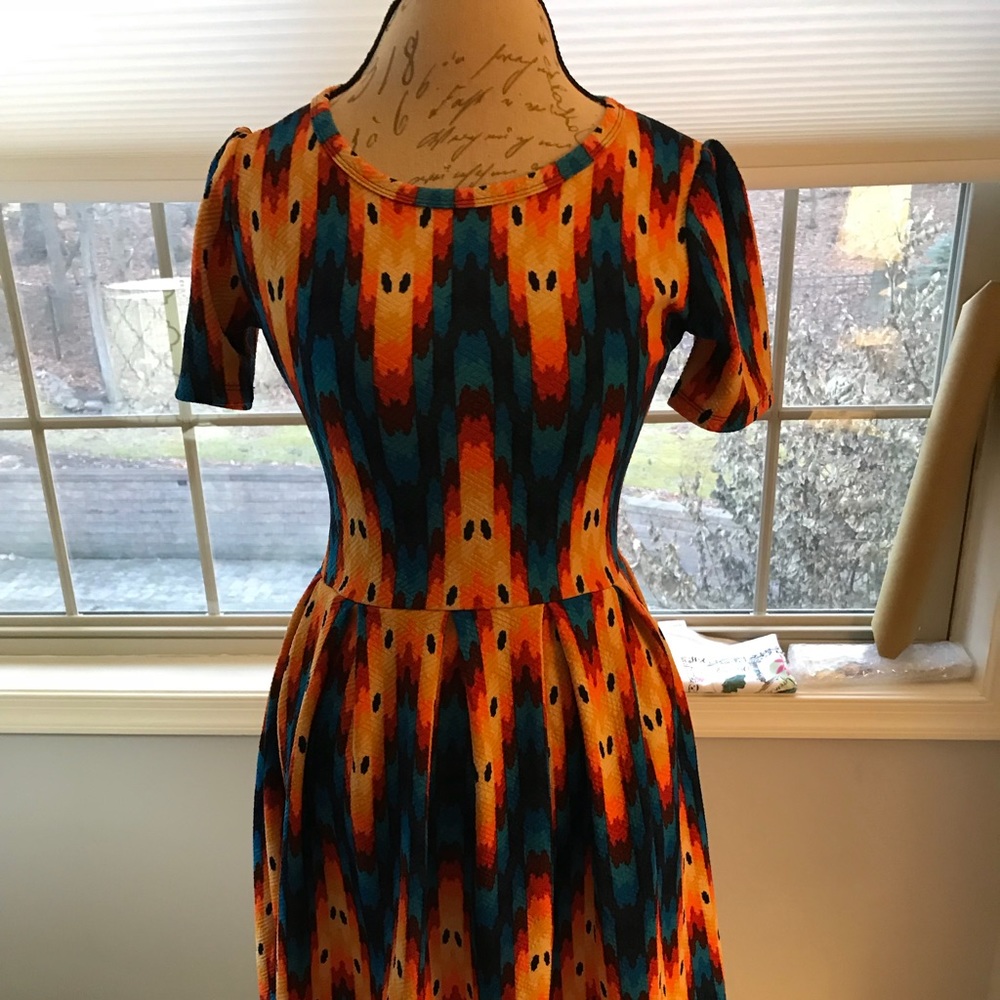 LuLaRoe Amelia dress
